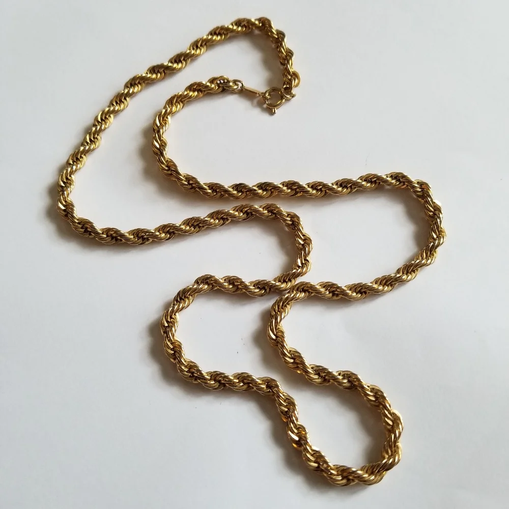 Relisted -Vintage rope chain gold tone metal - Picture 6 of 13